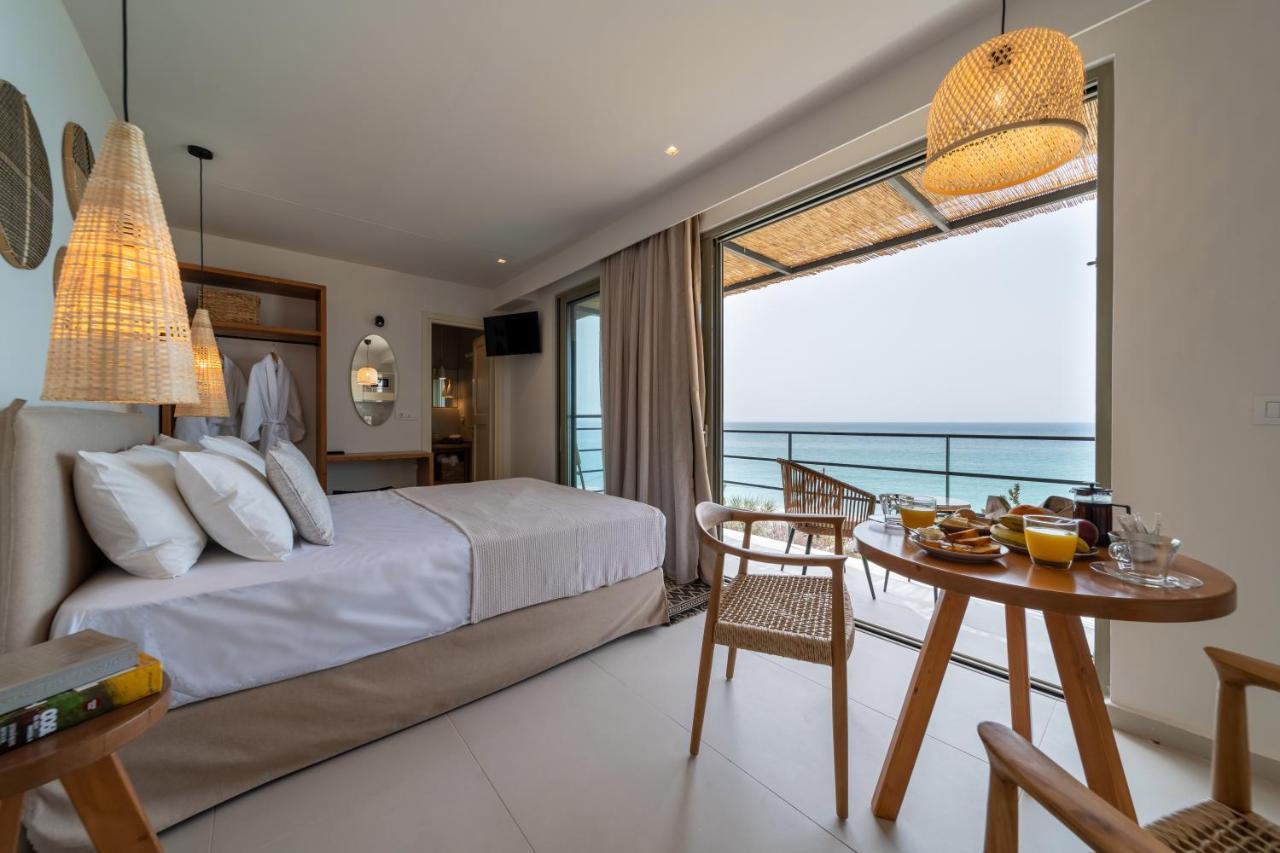 Thea Beachfront Suites In Lourdas Beach Lourdata  Exterior foto
