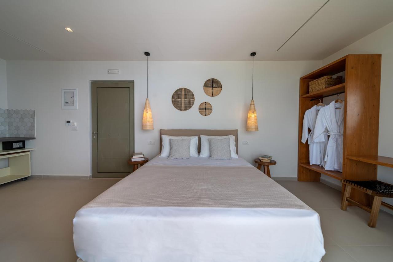Thea Beachfront Suites In Lourdas Beach Lourdata  Exterior foto