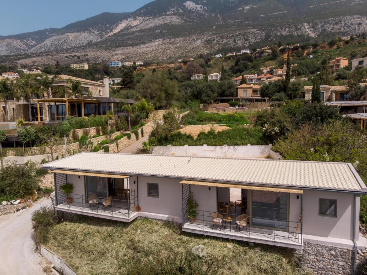 Thea Beachfront Suites In Lourdas Beach Lourdata  Exterior foto